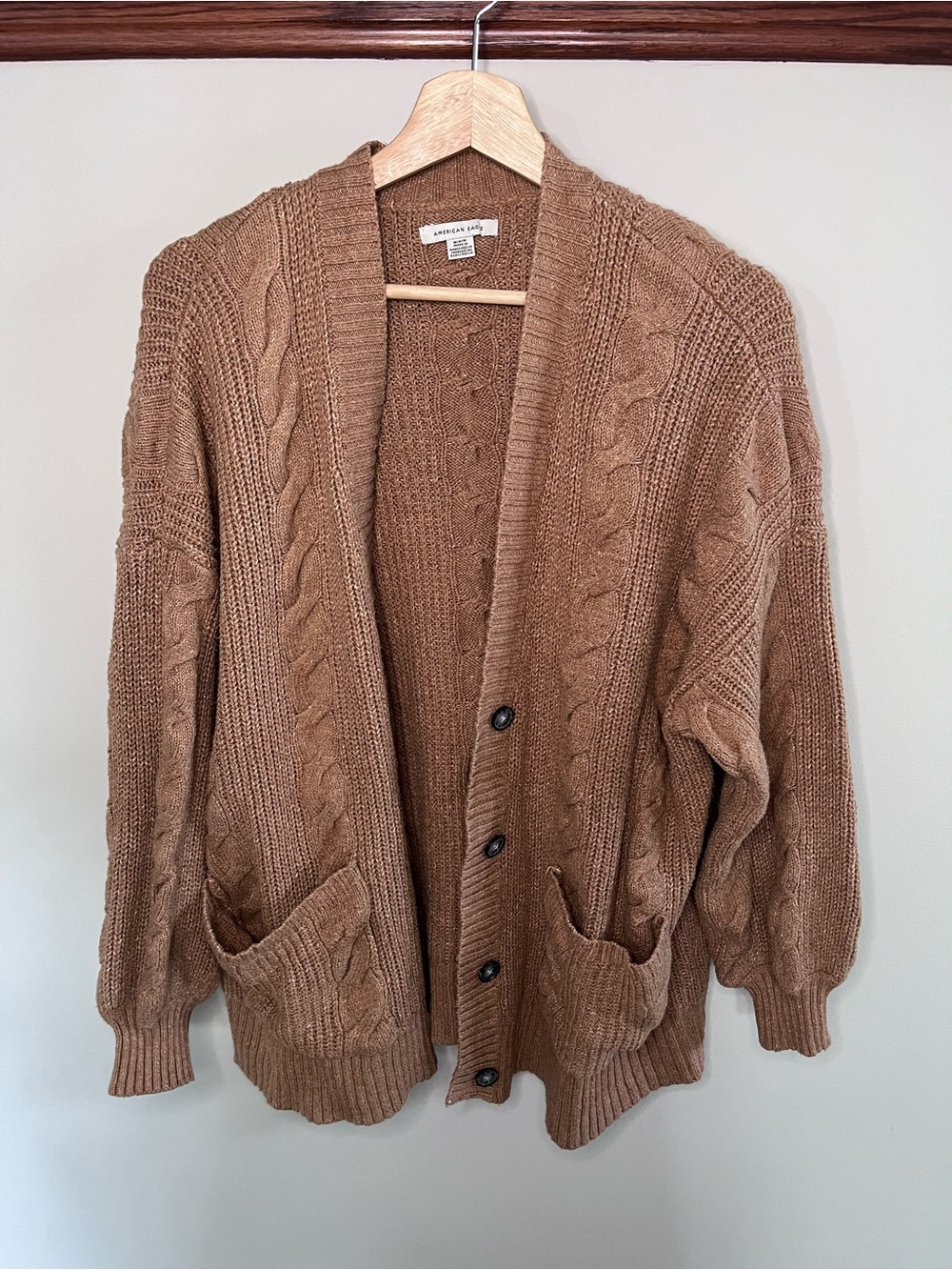 American Eagle Womens M Brown Cable Knit Button Front Cardigan Sweater Pockets